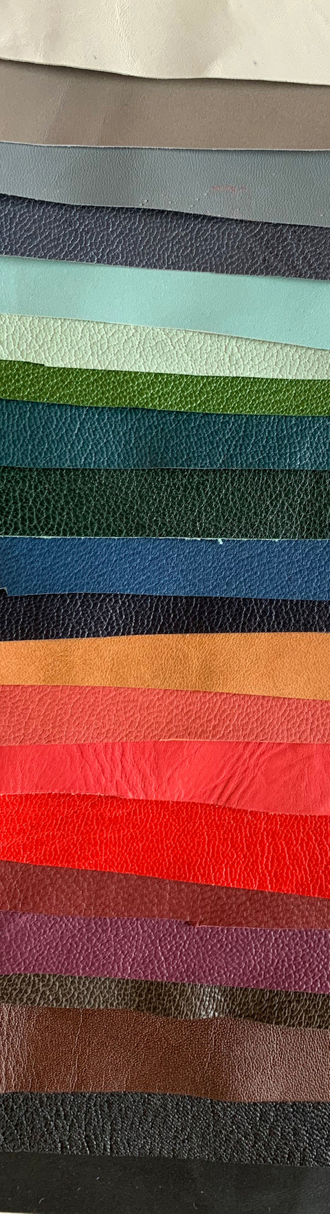 Pièces en cuir (pour inlay/onlay/bandeaux)